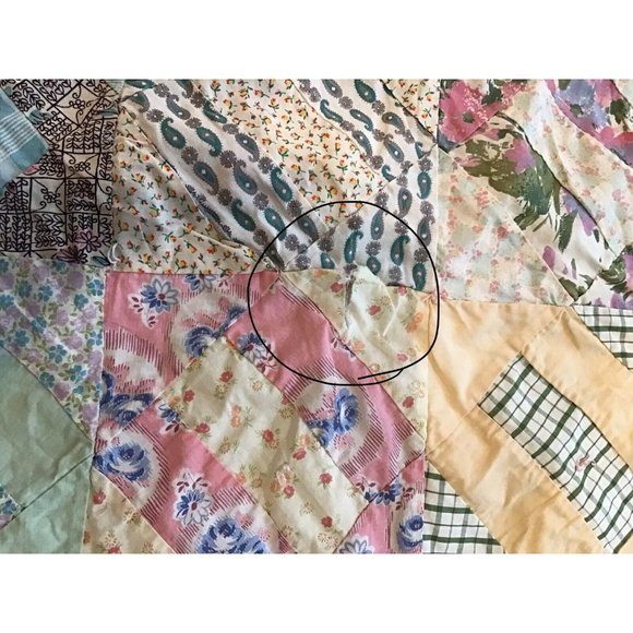 Vintage 5” Square Hand-sewn Quilt with Floral Back 67” X 77” - Picture 10 of 10